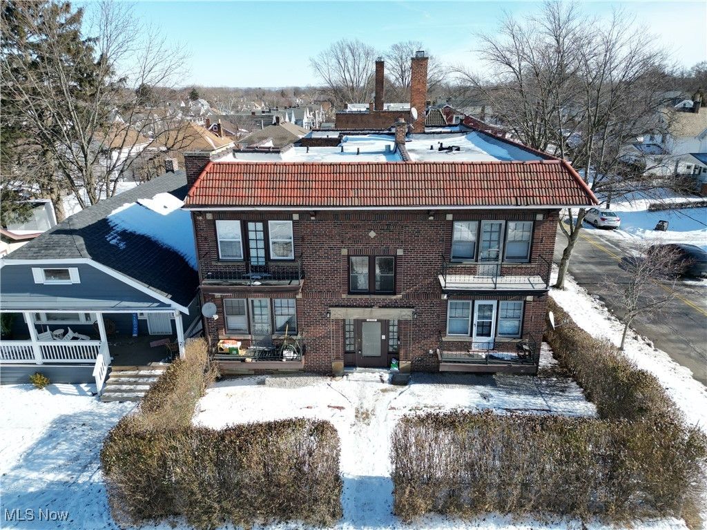 3333 W 111th Street, Cleveland, OH 44111