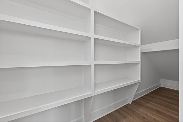 165 Thurman Avenue, Bridge City, TX 77611