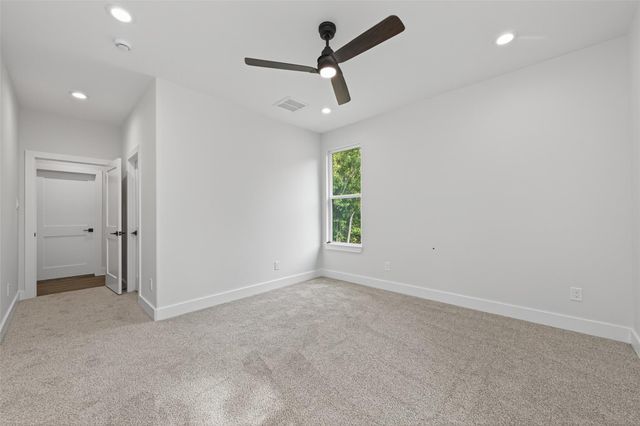 165 Thurman Avenue, Bridge City, TX 77611