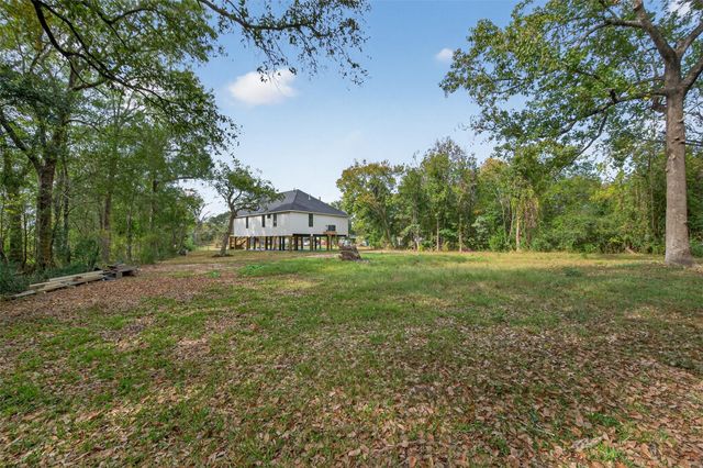 165 Thurman Avenue, Bridge City, TX 77611