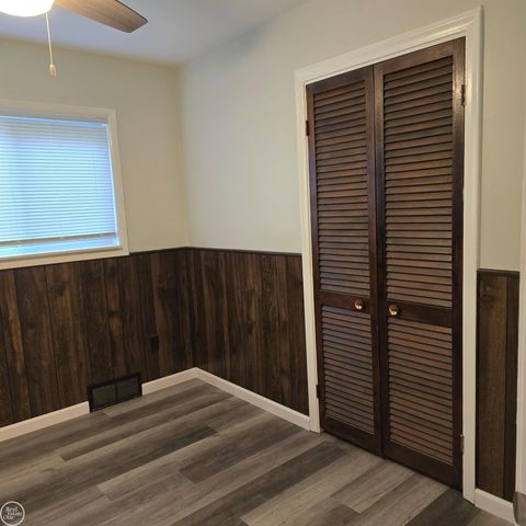 16084 Hauss Avenue, Eastpointe, MI 48021