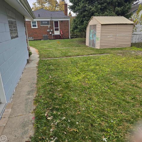 16084 Hauss Avenue, Eastpointe, MI 48021