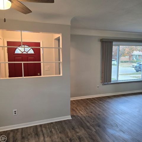 16084 Hauss Avenue, Eastpointe, MI 48021