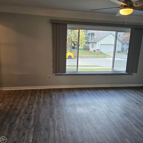16084 Hauss Avenue, Eastpointe, MI 48021