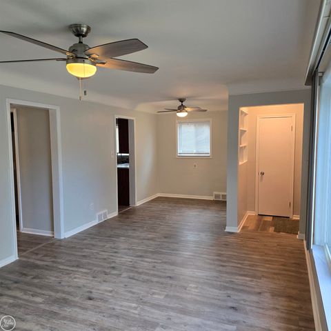16084 Hauss Avenue, Eastpointe, MI 48021