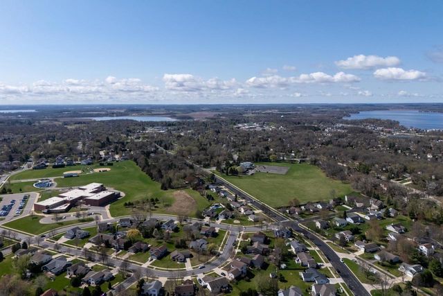 5009 Marsh Road, Mcfarland, WI 53558