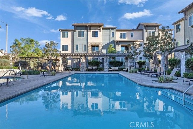 1038 Savi Dr 101, Corona, CA 92878