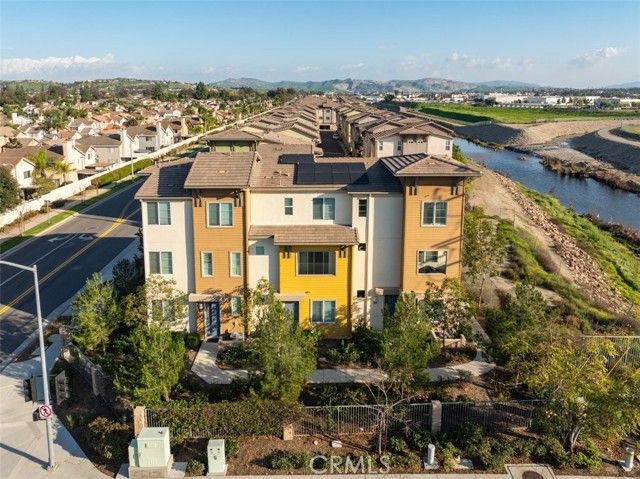 1038 Savi Dr 101, Corona, CA 92878