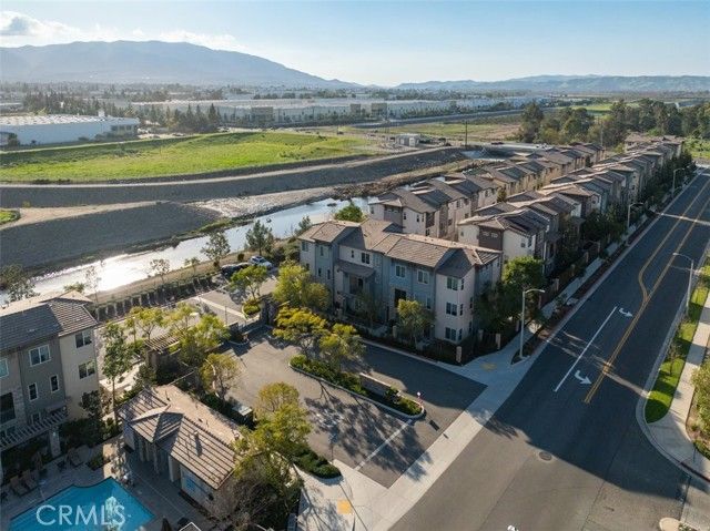 1038 Savi Dr 101, Corona, CA 92878