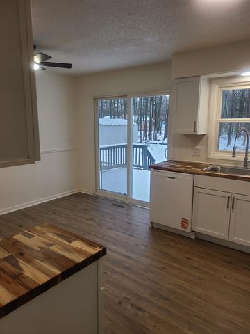 4805 Chippewa Road, Oscoda, MI 48750