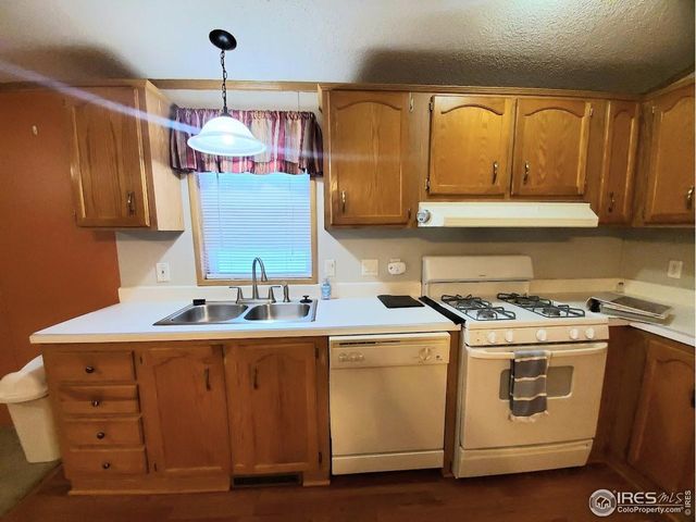 1404 Sylmar Pl 6, Loveland, CO 80537