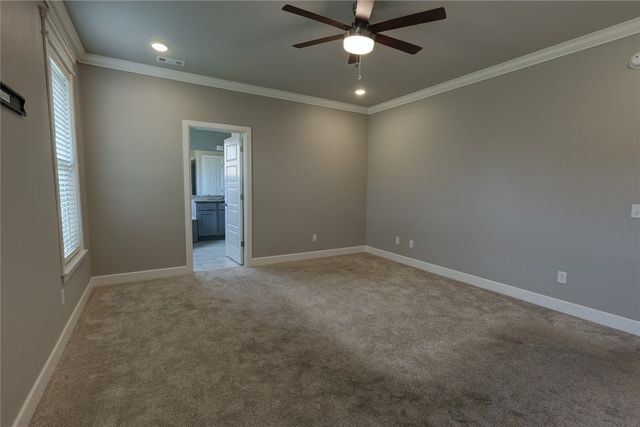 467 Tartaglia Avenue, Tontitown, AR 72762