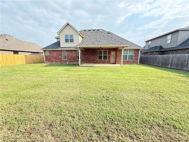 467 Tartaglia Avenue, Tontitown, AR 72762