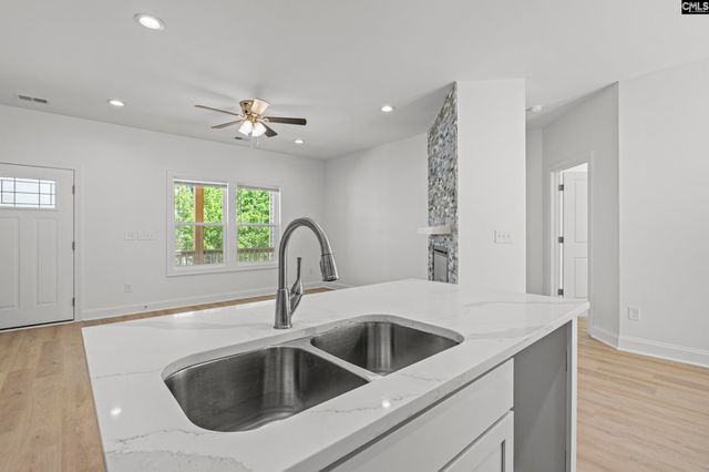 145 Pond Oak Lane, Columbia, SC 29212