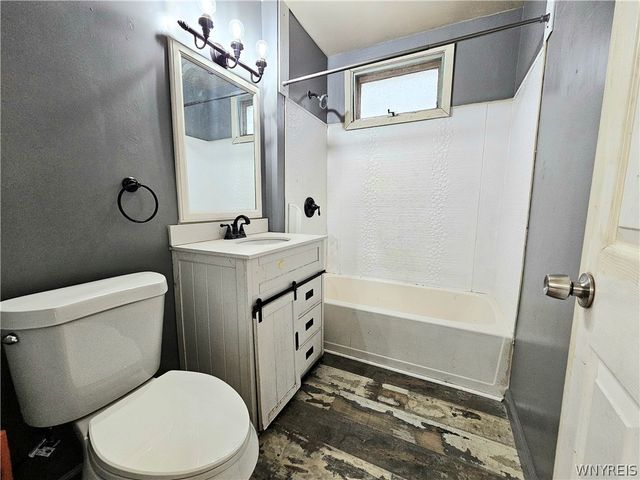 96 Fredro Street, Buffalo, NY 14206