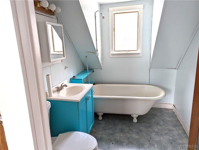 96 Fredro Street, Buffalo, NY 14206