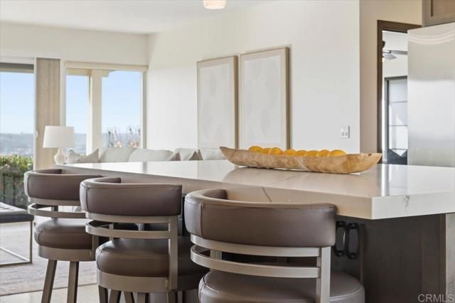 3902 Vista Campana 12, Oceanside, CA 92057