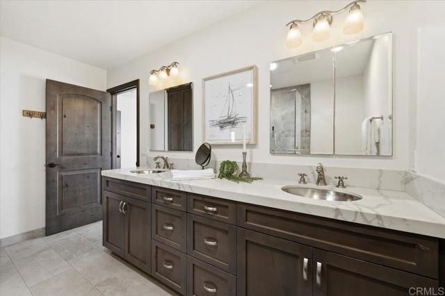 3902 Vista Campana 12, Oceanside, CA 92057