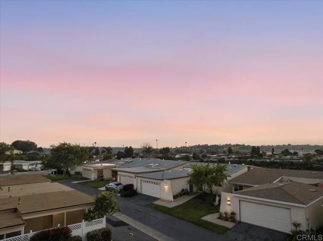 3902 Vista Campana 12, Oceanside, CA 92057