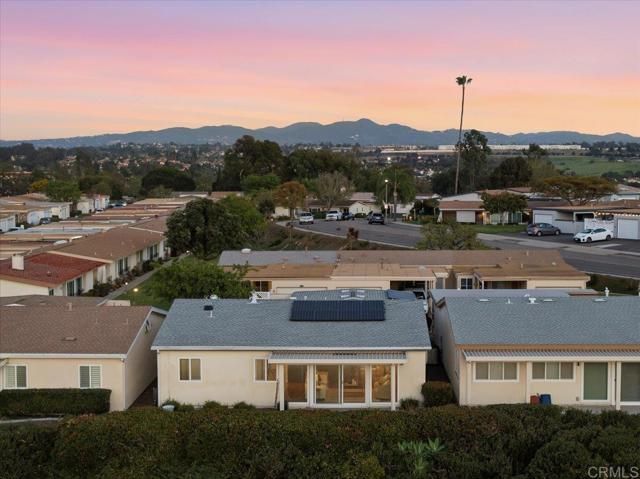 3902 Vista Campana 12, Oceanside, CA 92057