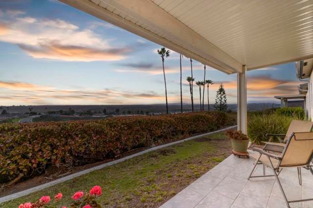 3902 Vista Campana 12, Oceanside, CA 92057