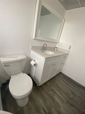 22 SE 3rd Terrace 24, Dania Beach, FL 33004
