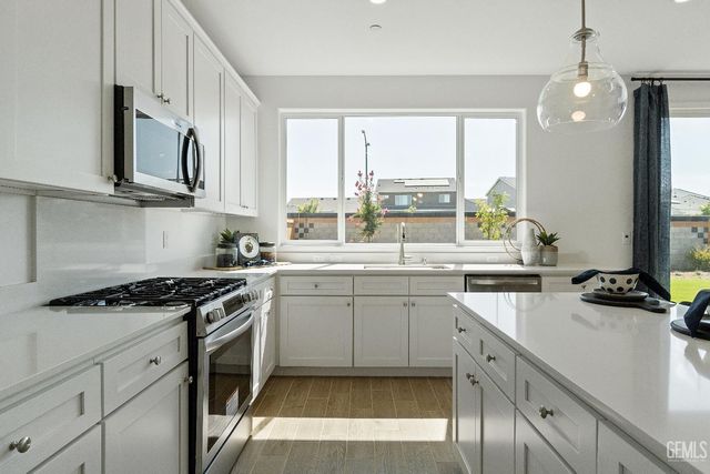 3308 Laurel Hill Lane, Shafter, CA 93263