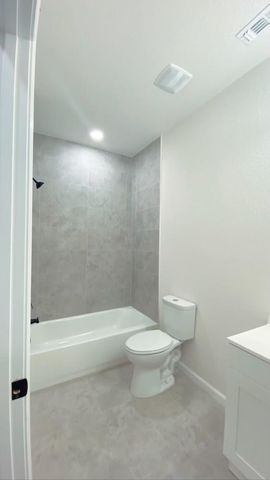 9719 Pelsey Street, Houston, TX 77029