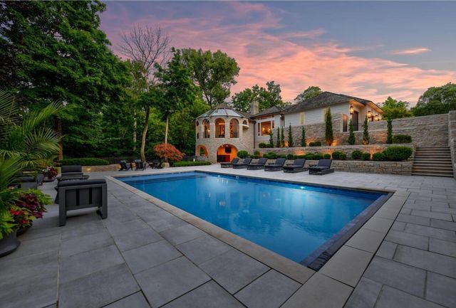 5000 Deer Run Drive, Dublin, OH 43017