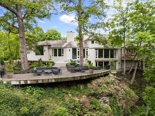 5000 Deer Run Drive, Dublin, OH 43017