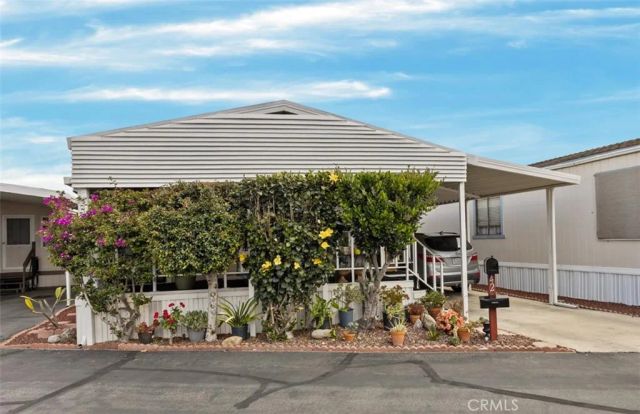 235 S Beach 42, Anaheim, CA 92804