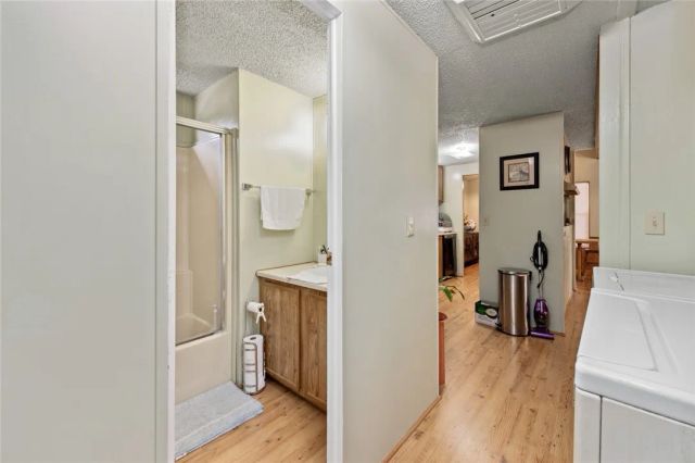 235 S Beach 42, Anaheim, CA 92804