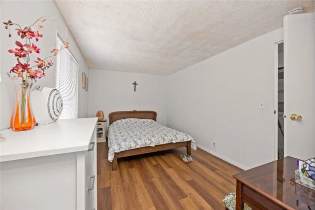 235 S Beach 42, Anaheim, CA 92804