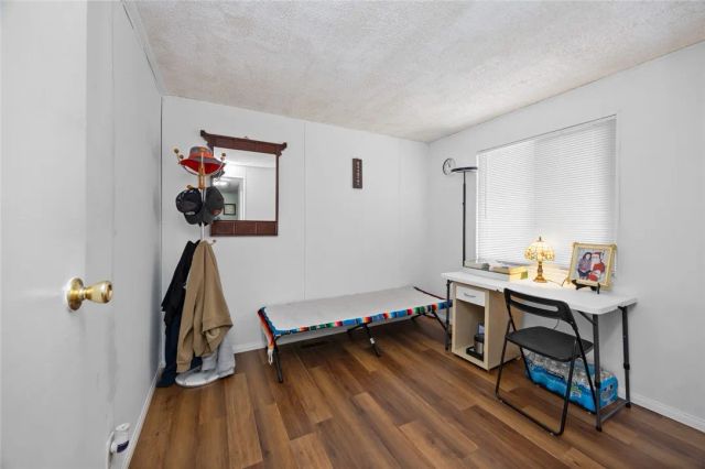 235 S Beach 42, Anaheim, CA 92804