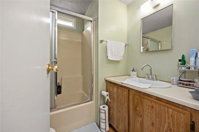 235 S Beach 42, Anaheim, CA 92804