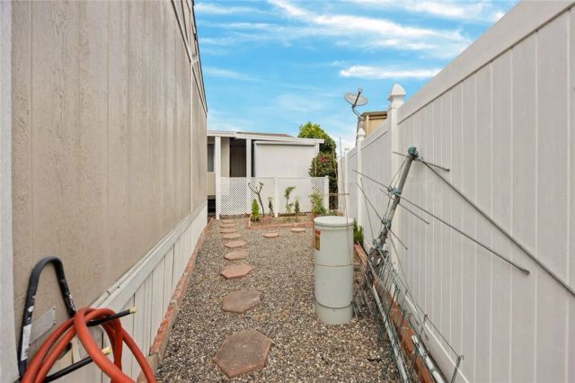 235 S Beach 42, Anaheim, CA 92804
