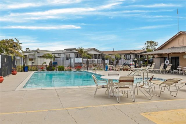 235 S Beach 42, Anaheim, CA 92804