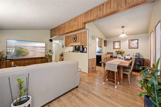 235 S Beach 42, Anaheim, CA 92804