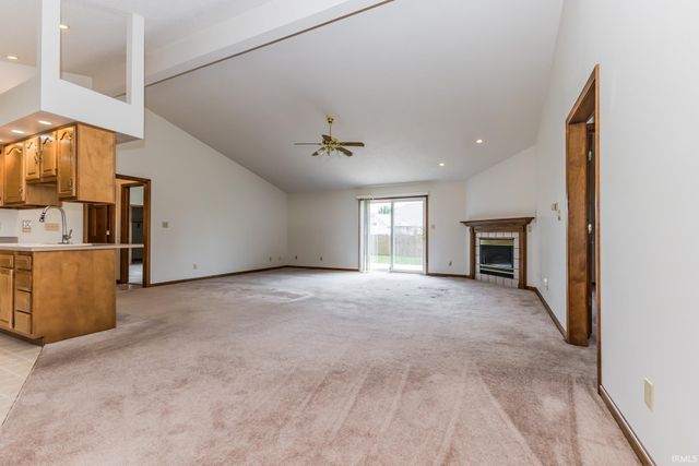 7813 O'Hare Circle, Yorktown, IN 47396