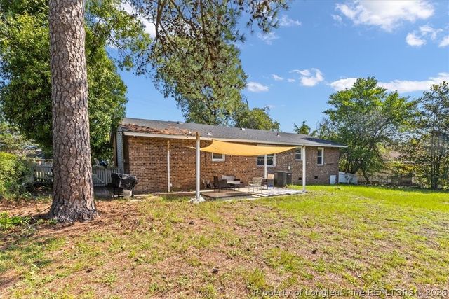 5405 SANDSTONE Drive, Fayetteville, NC 28311
