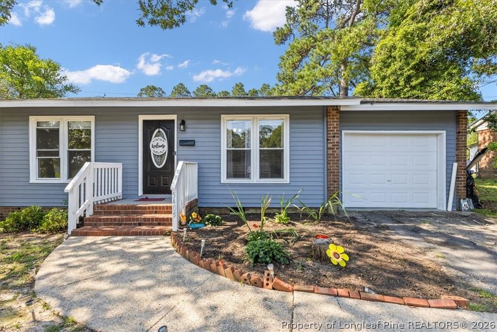 5405 SANDSTONE Drive, Fayetteville, NC 28311 — photo 3