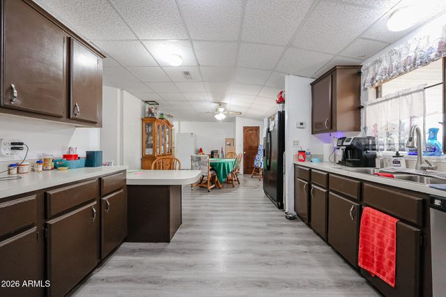 880 E 4TH Avenue, Apache Junction, AZ 85119