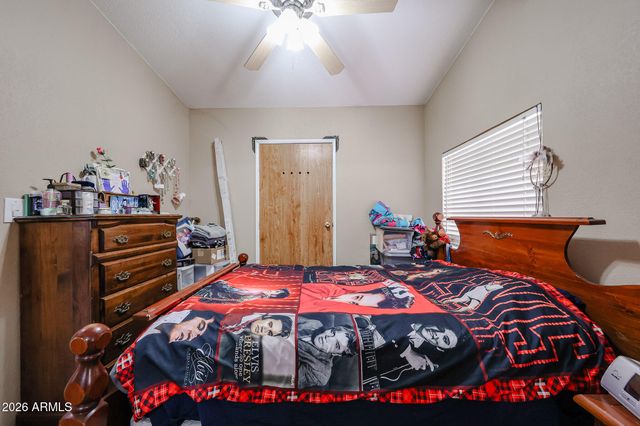 880 E 4TH Avenue, Apache Junction, AZ 85119