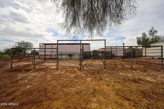 880 E 4TH Avenue, Apache Junction, AZ 85119