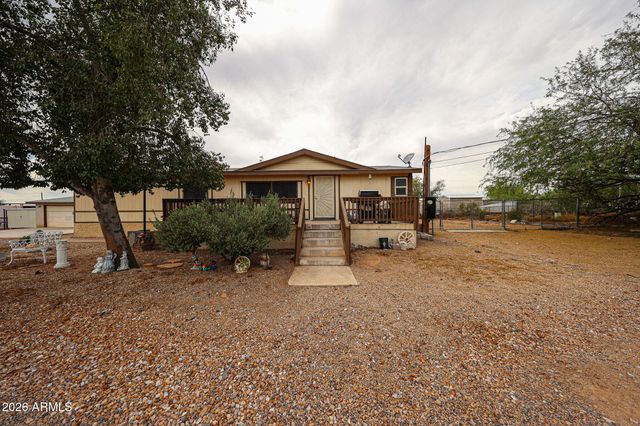 880 E 4TH Avenue, Apache Junction, AZ 85119