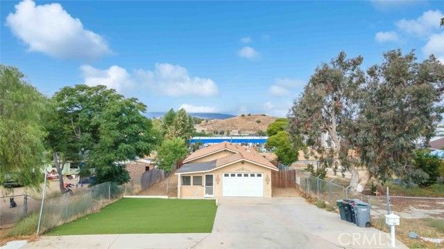 507 Ellis Street, Lake Elsinore, CA 92530