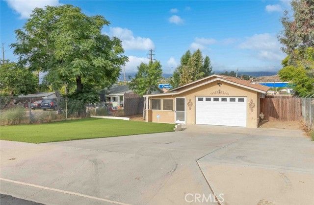 507 Ellis Street, Lake Elsinore, CA 92530