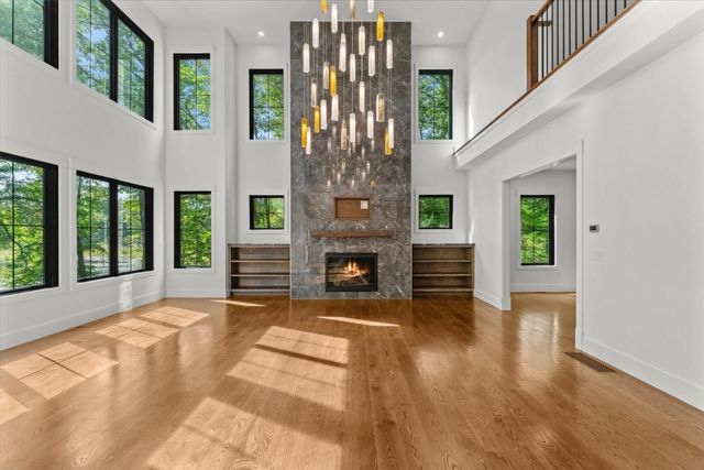 5 Swan View Common Drive, Northborough, MA 01532