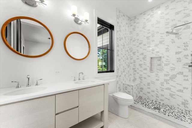 5 Swan View Common Drive, Northborough, MA 01532