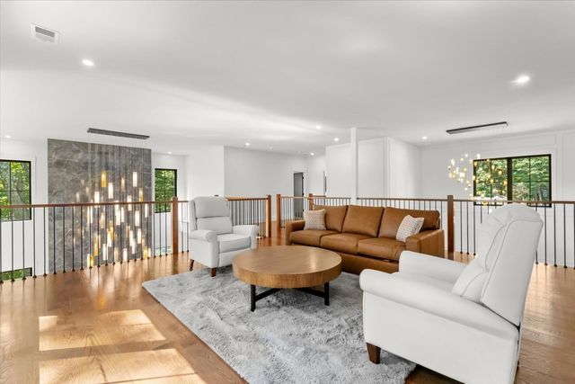 5 Swan View Common Drive, Northborough, MA 01532